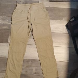 The North Face yoga pants, sz M